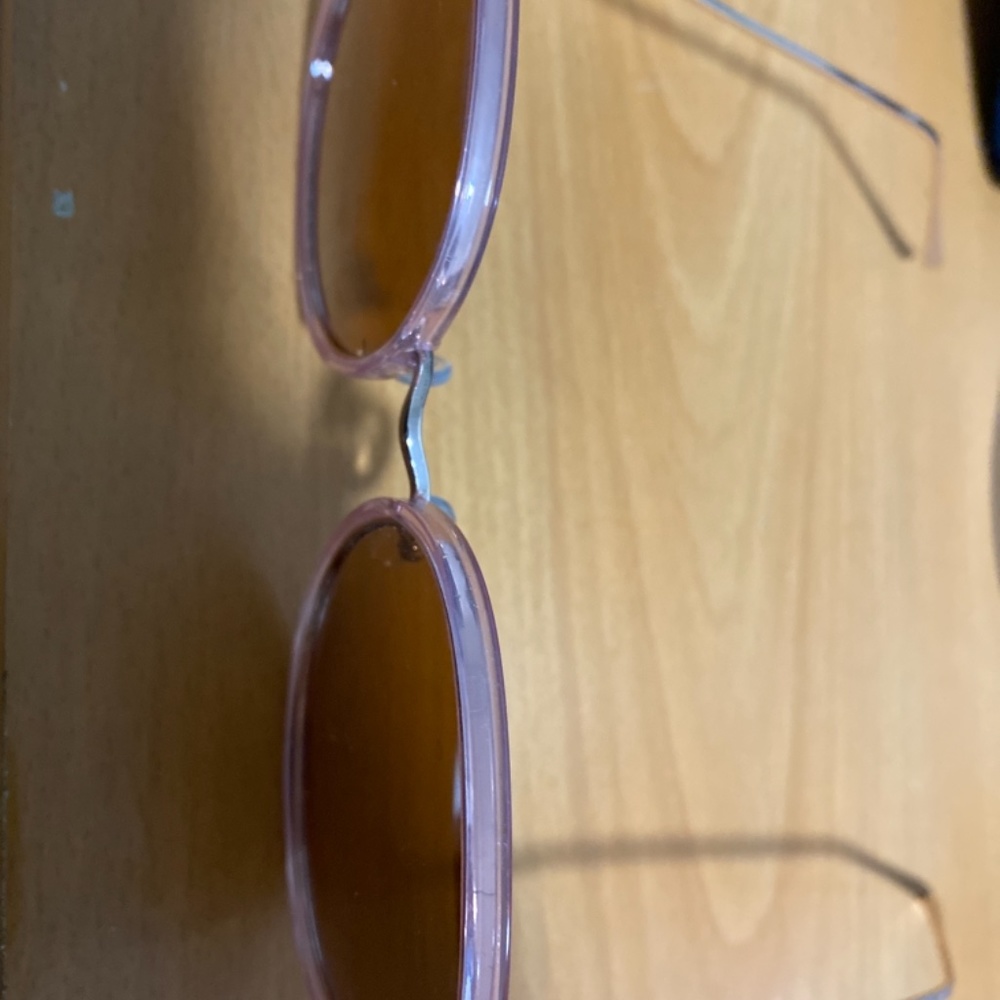 Sunglasses - Picture 6 of 7
